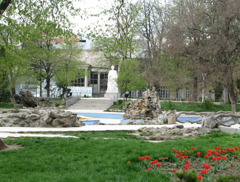 File:ParcEminescu.jpg